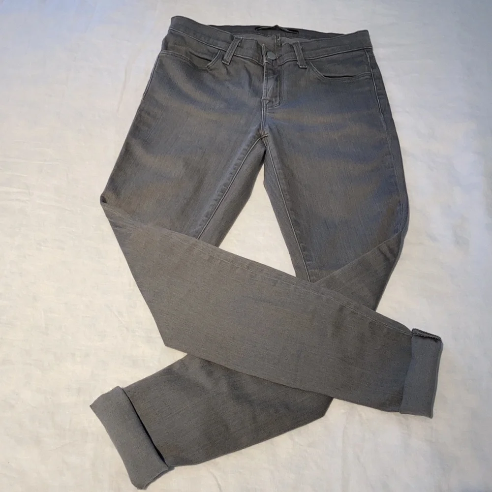 J Brand Skinny Jeans in Gray
